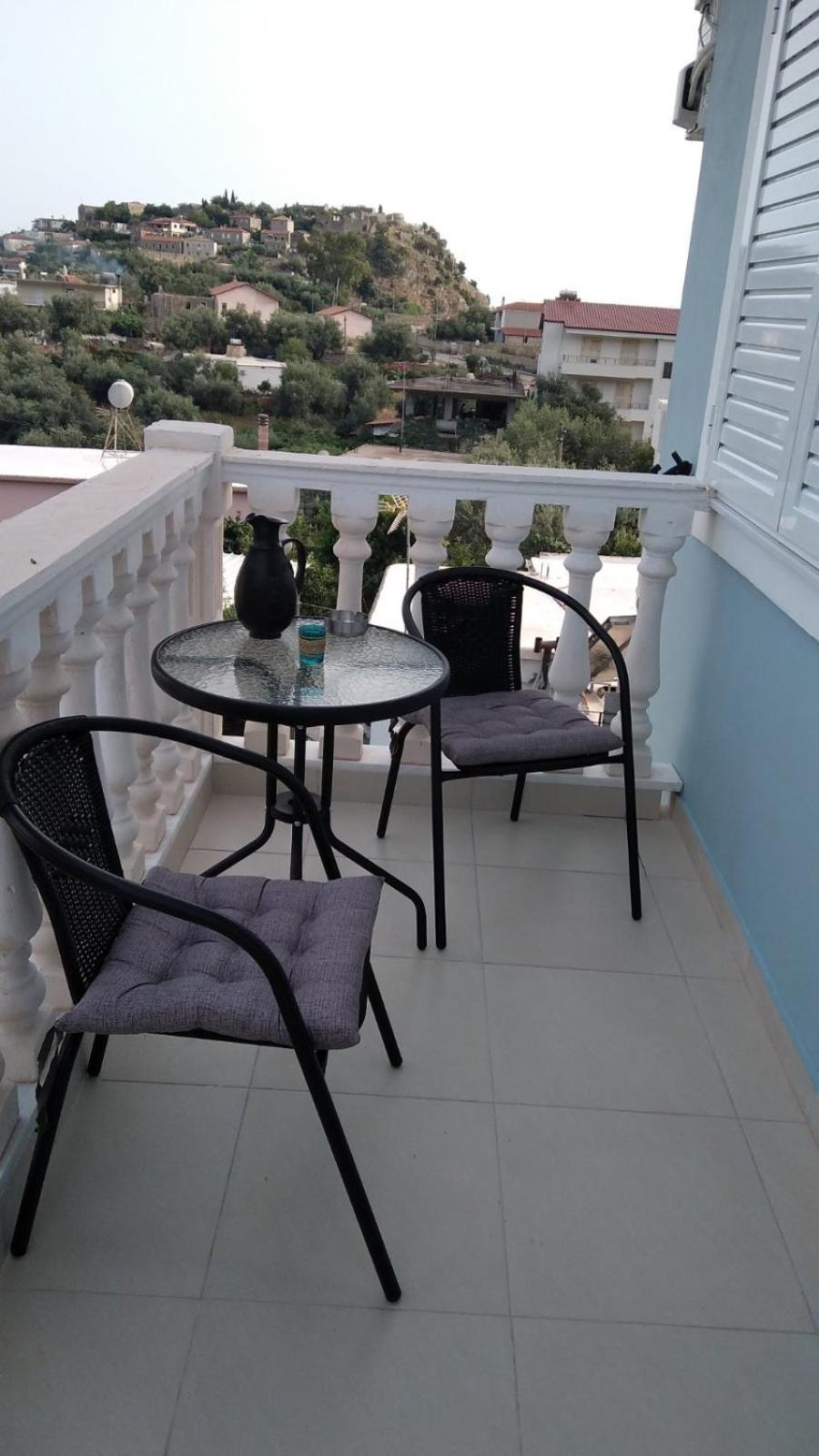 Christalex Guesthouse, Previously Alex Apartmán Himarë