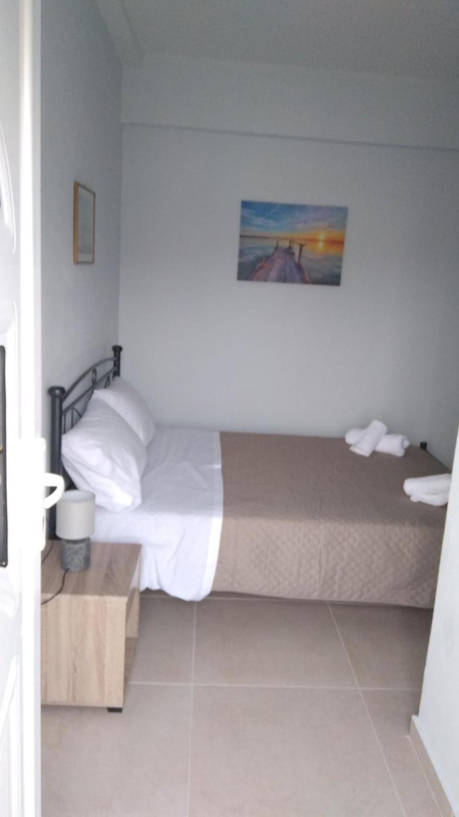 Christalex Guesthouse, Previously Alex * Himarë