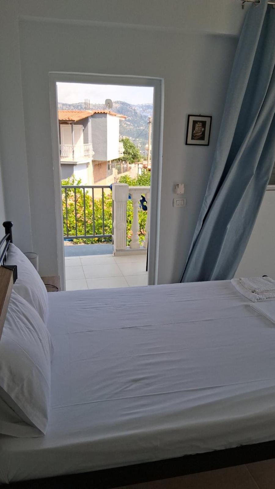 Christalex Appartamento Himare